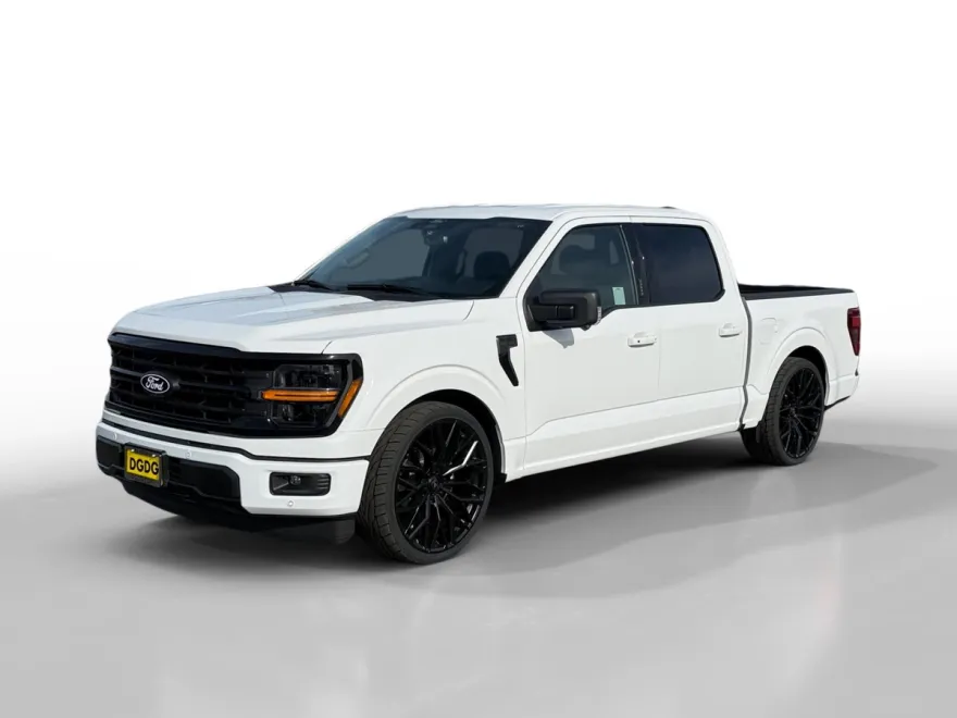 2024 Ford F-150 XLT photo 1
