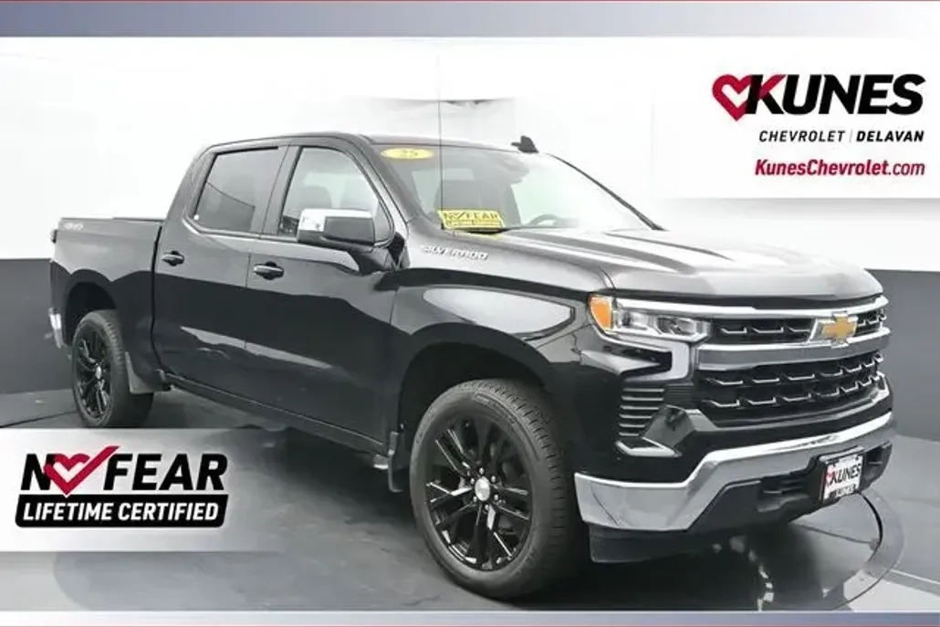 2025 Chevrolet Silverado 1500 LT photo 1