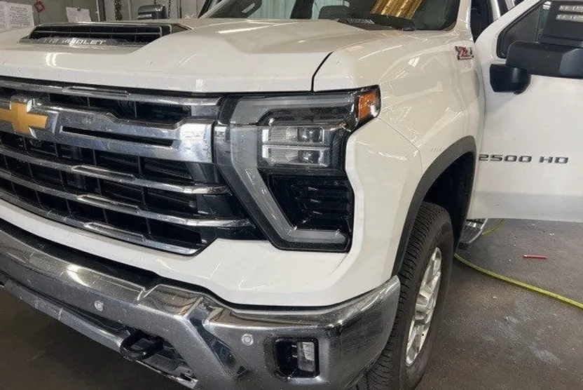 2024 Chevrolet Silverado 2500HD LTZ photo 1