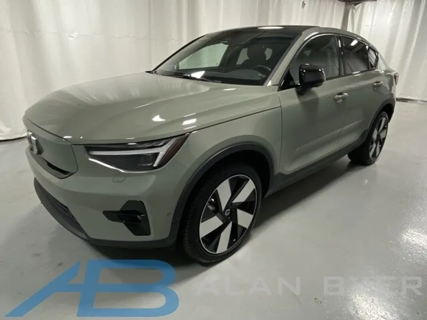 2023 Volvo C40 Recharge Ultimate photo 1