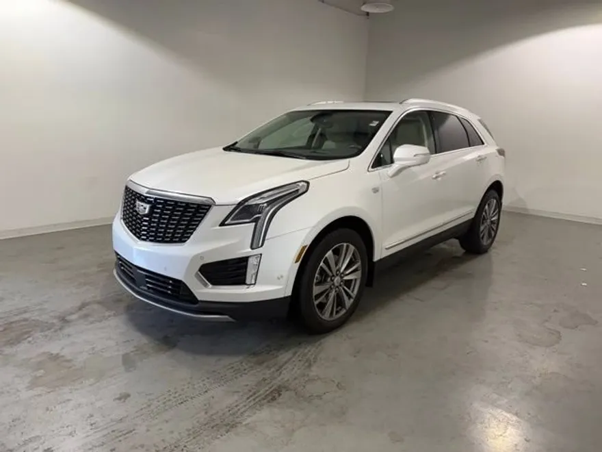 2021 Cadillac XT5 Premium Luxury photo 1