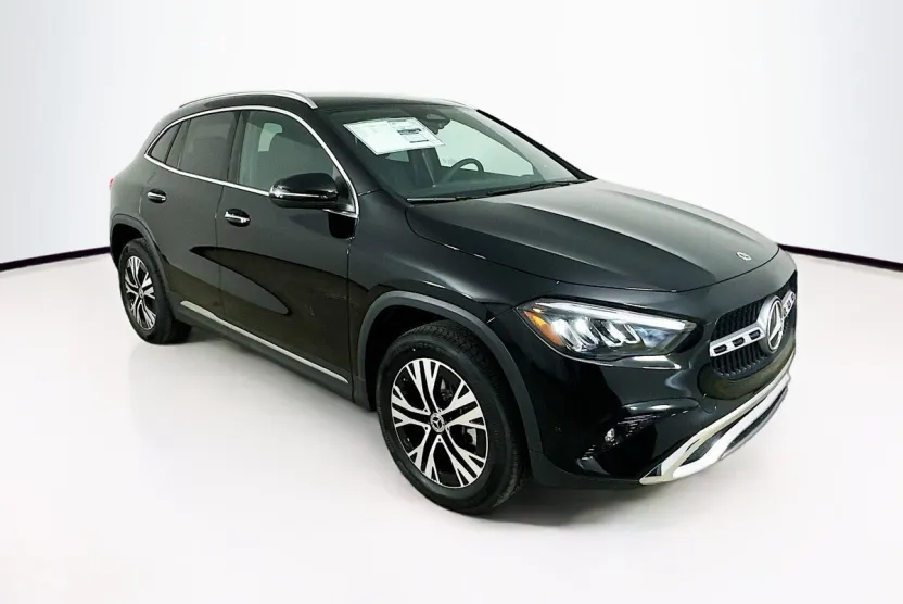 2025 Mercedes Benz GLA 250 4MATIC photo 1