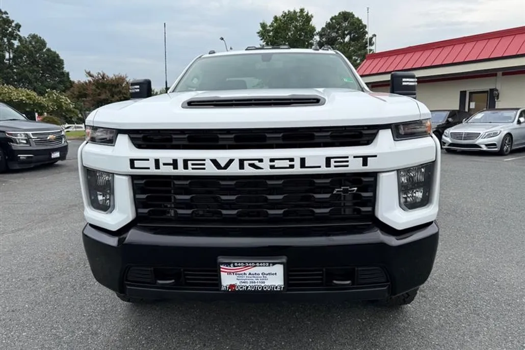 2020 Chevrolet Silverado 2500HD Custom photo 1