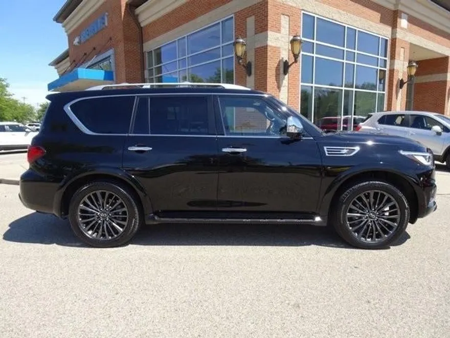 2022 Infiniti QX80 Sensory photo 1
