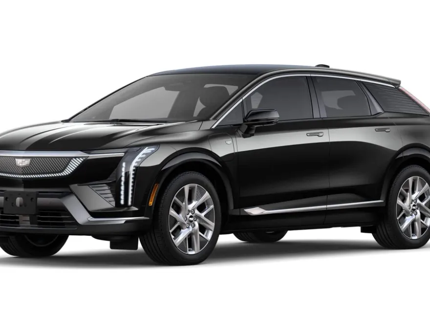 2025 Cadillac Optiq Luxury photo 1