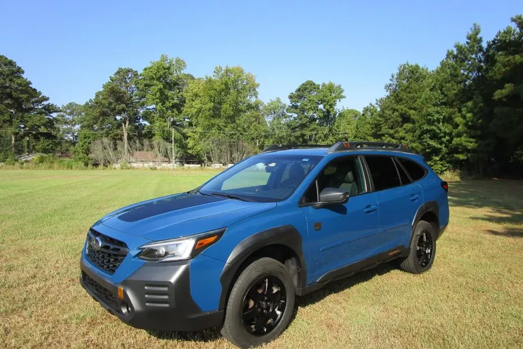 2022 Subaru Outback Wilderness photo 1