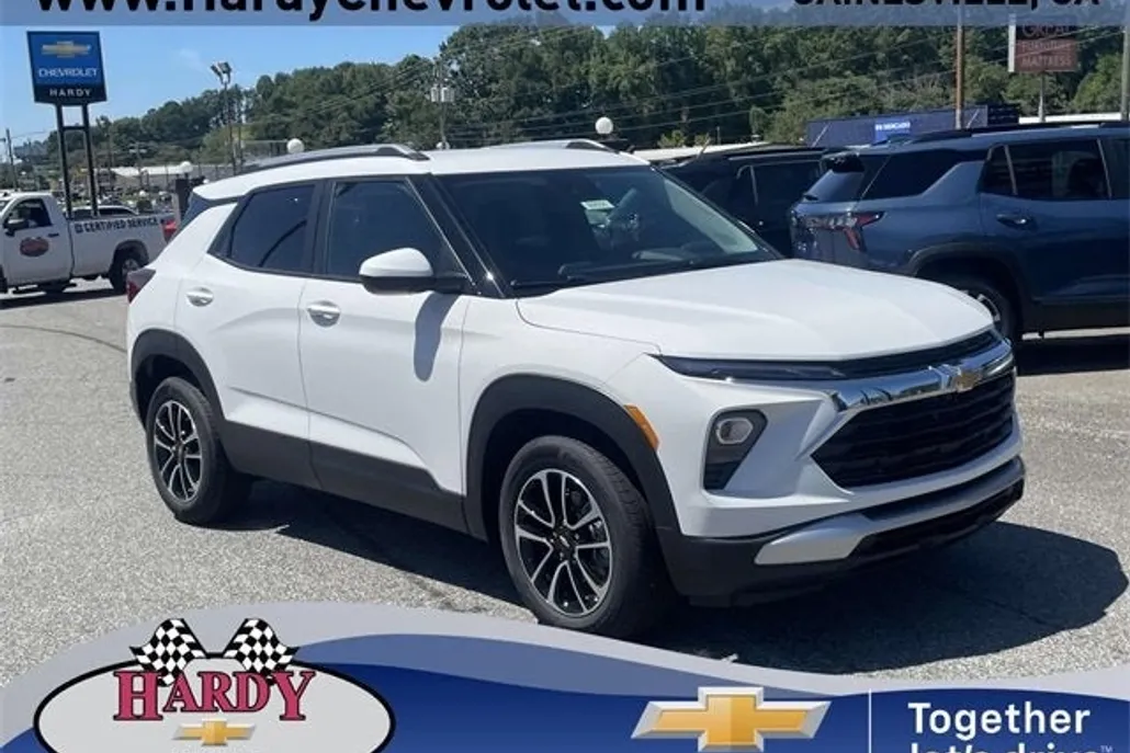 2026 Chevrolet Trailblazer LT photo 1