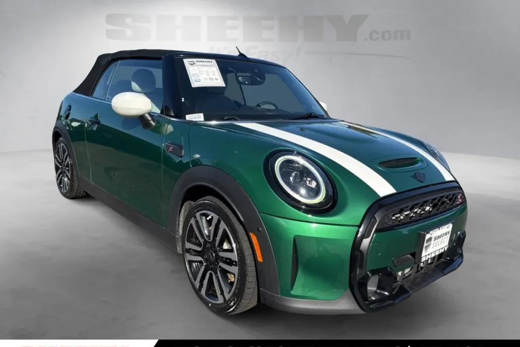 2023 Mini Cooper Convertible Iconic photo 1