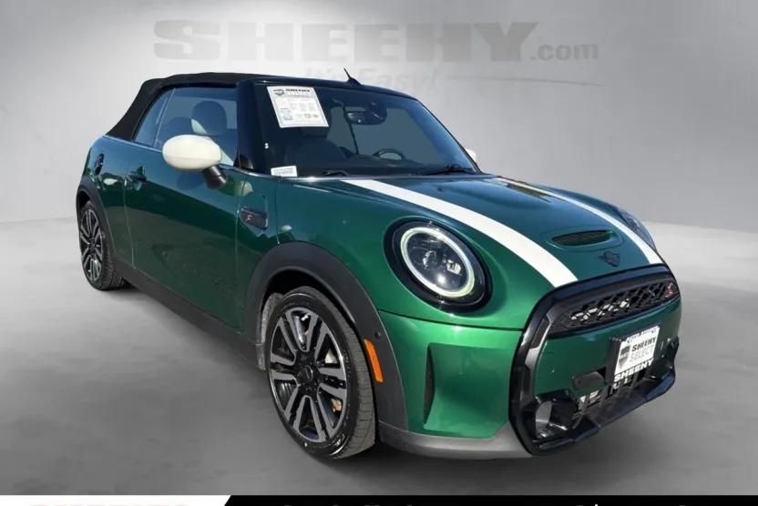 2023 Mini Cooper Convertible Iconic photo 1