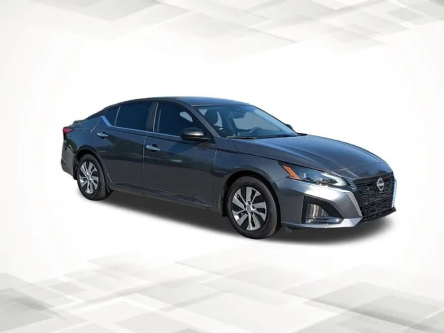 2025 Nissan Altima 2.5 S photo 1