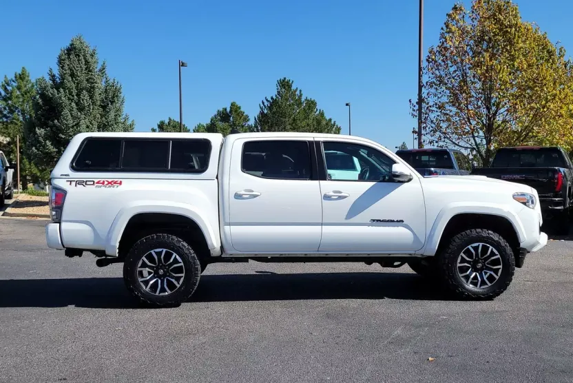 2021 Toyota Tacoma TRD Sport V6 photo 1