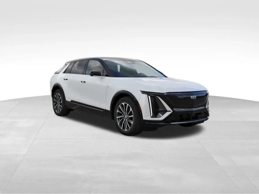 2025 Cadillac Lyriq Sport photo 1