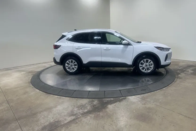 2023 Ford Escape Active photo 1