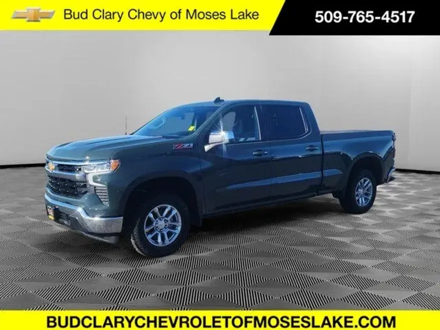 2025 Chevrolet Silverado 1500 LT photo 1