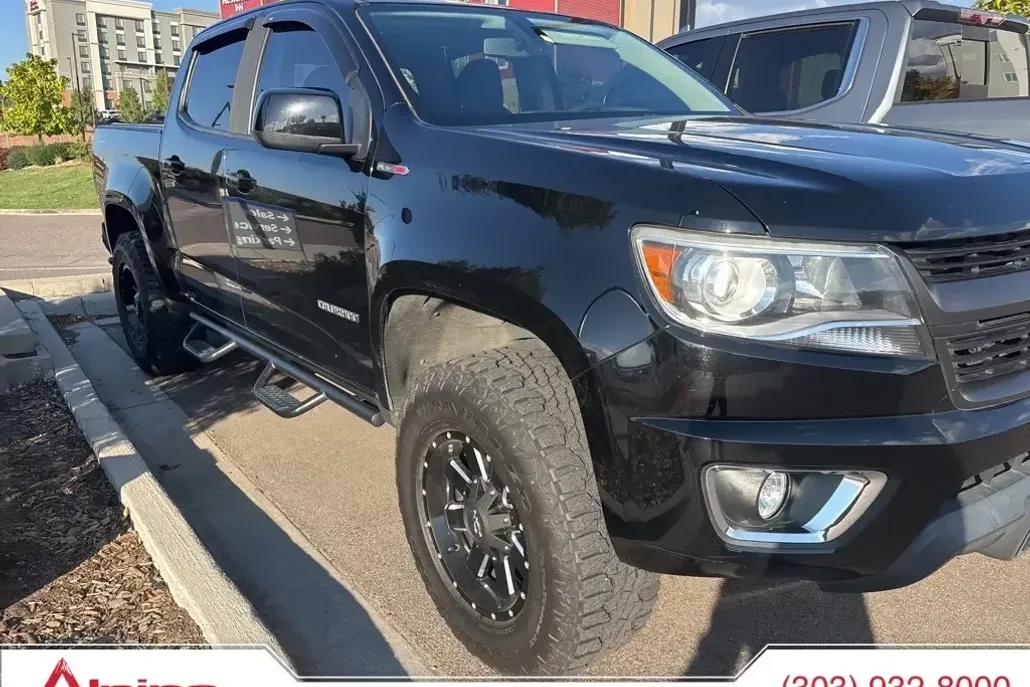 2017 Chevrolet Colorado Z71 photo 1