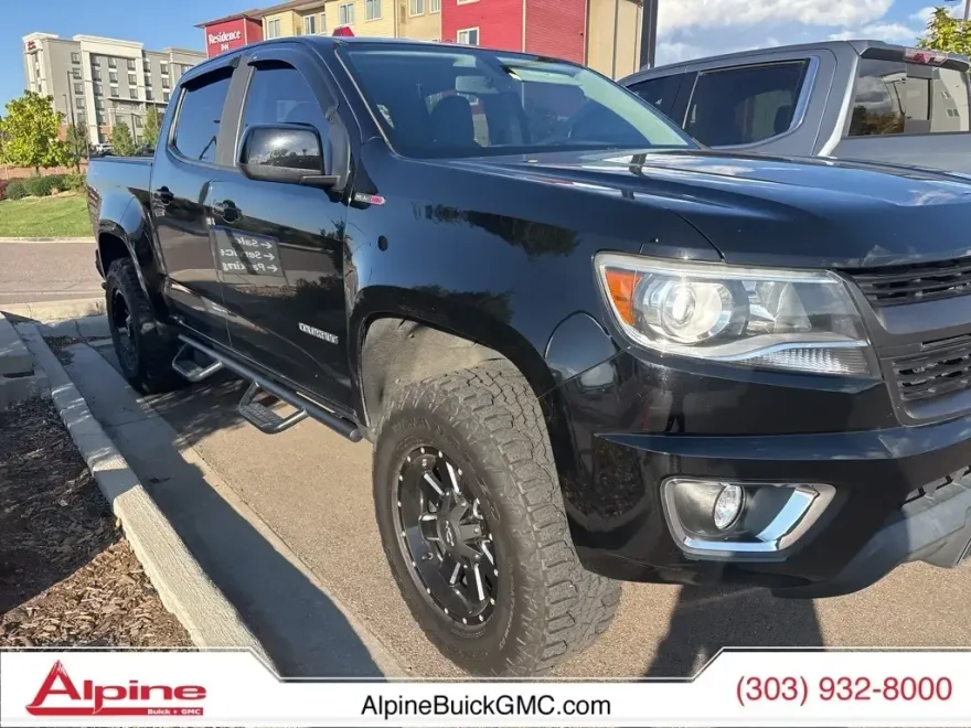 2017 Chevrolet Colorado Z71 photo 1