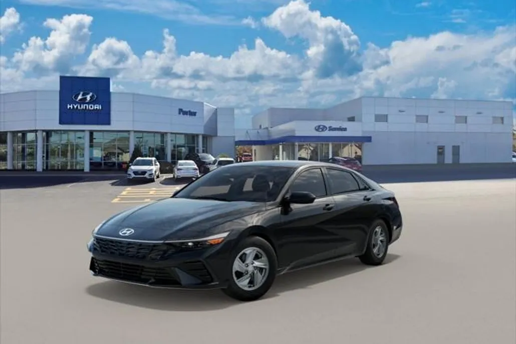 2025 Hyundai Elantra SE photo 1