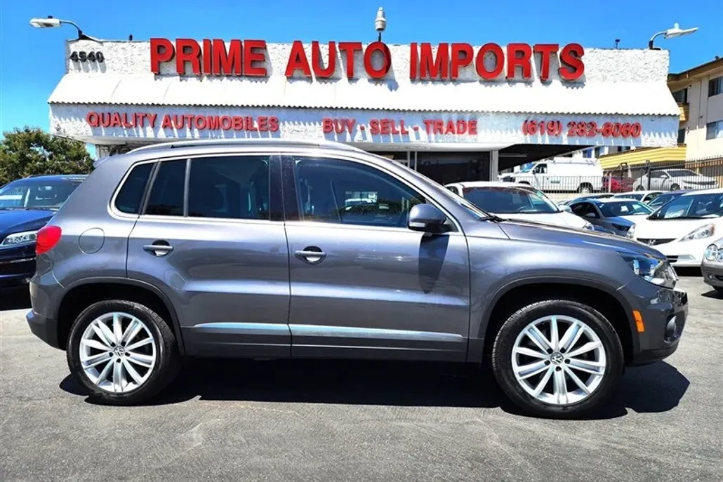 2012 Volkswagen Tiguan S photo 1