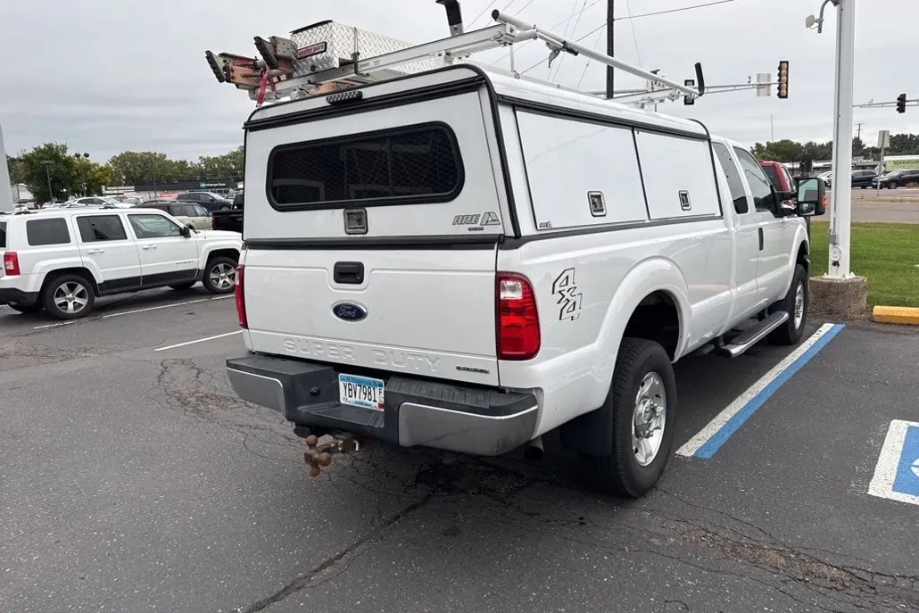 2016 Ford F-350 photo 1