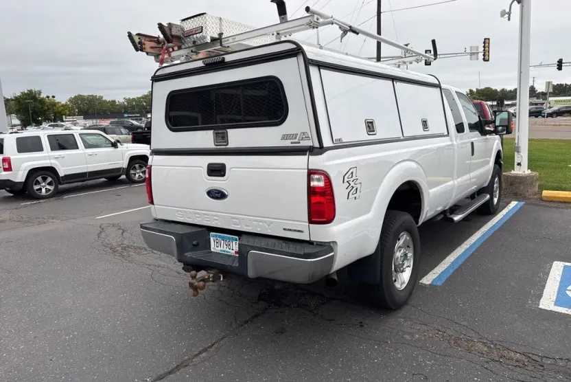 2016 Ford F-350 photo 1