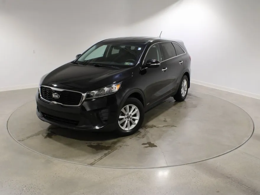 2019 Kia Sorento LX S photo 1