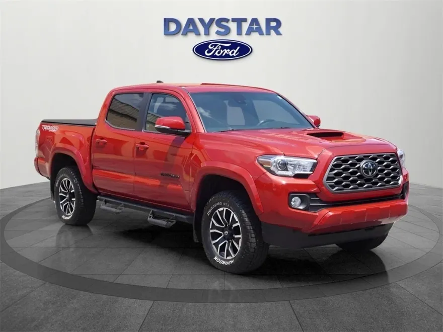 2023 Toyota Tacoma TRD Sport V6 photo 1