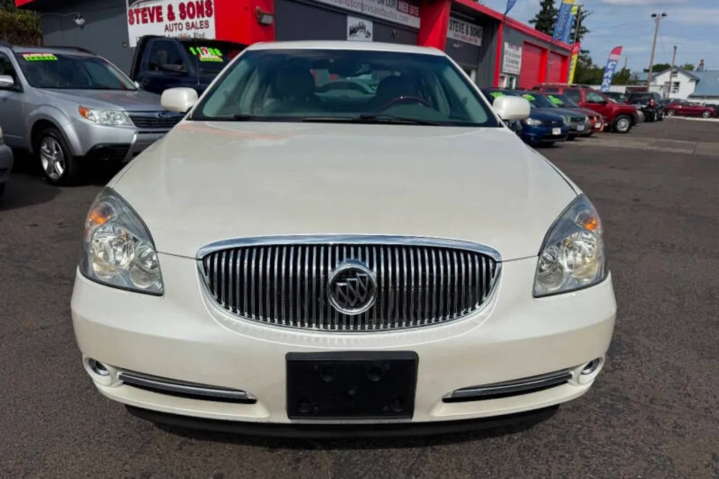 2008 Buick Lucerne CXS photo 1