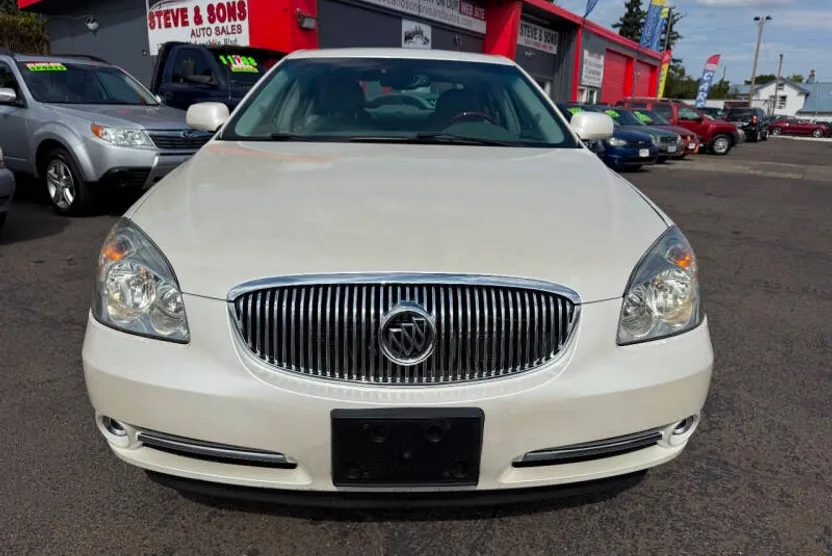 2008 Buick Lucerne CXS photo 1