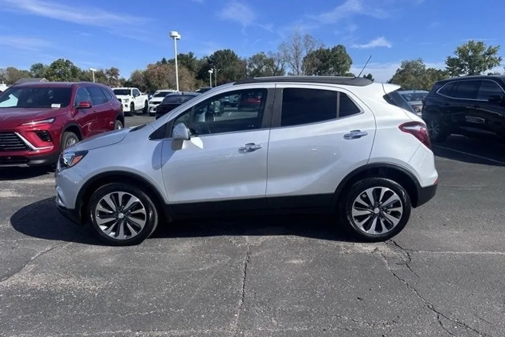 2022 Buick Encore Preferred photo 1