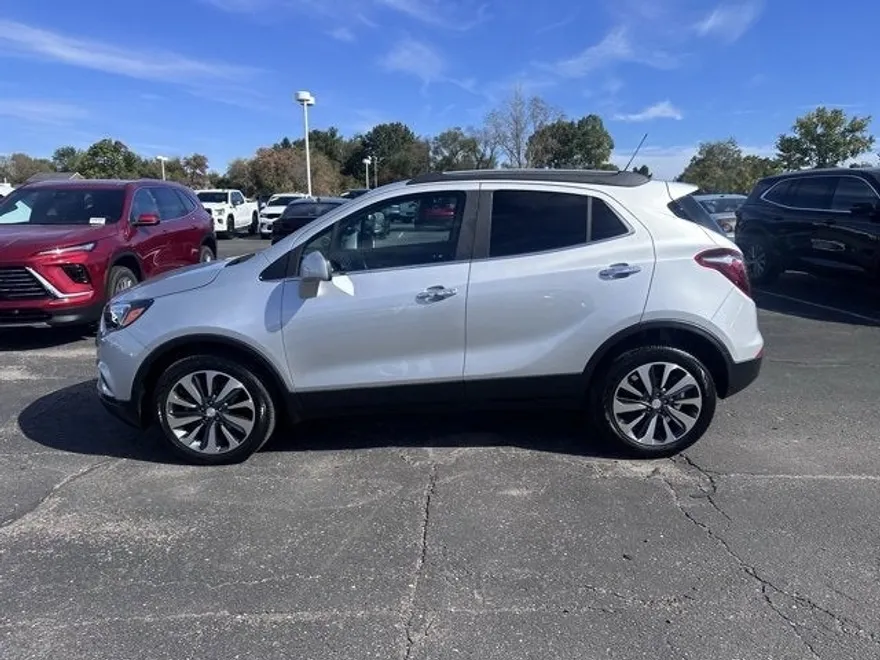 2022 Buick Encore Preferred photo 1