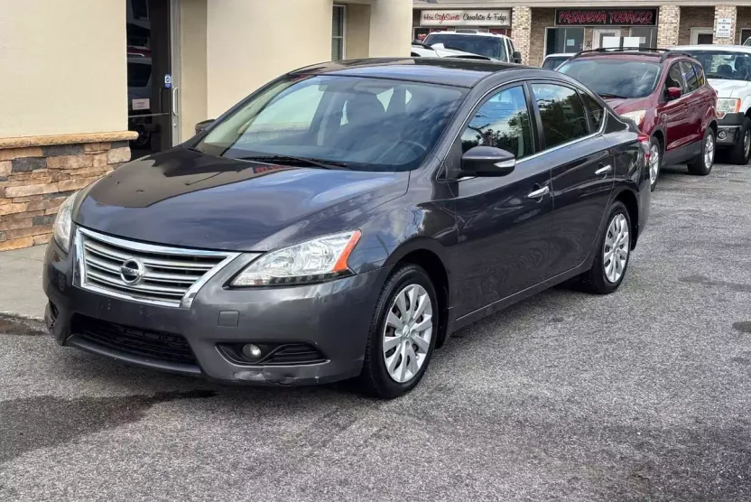 2013 Nissan Sentra SL photo 1