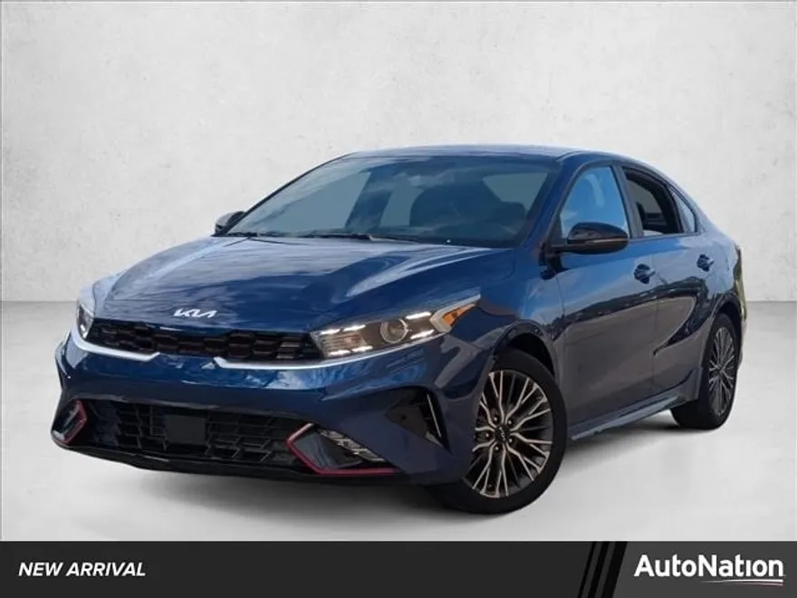 2024 Kia Forte GT-Line photo 1