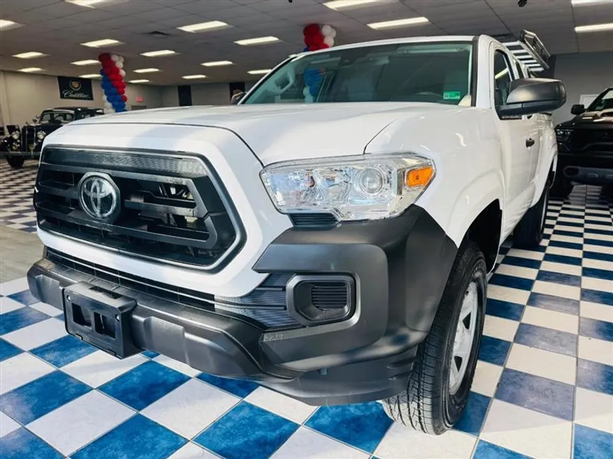 2022 Toyota Tacoma SR photo 1