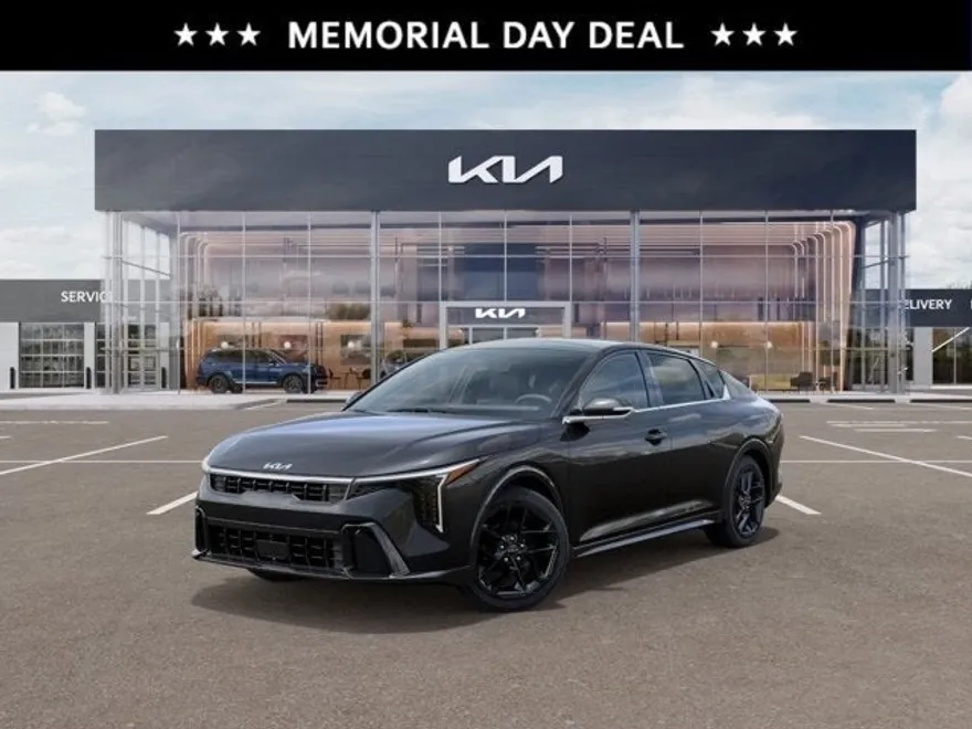 2025 Kia K4 GT-Line Turbo photo 1
