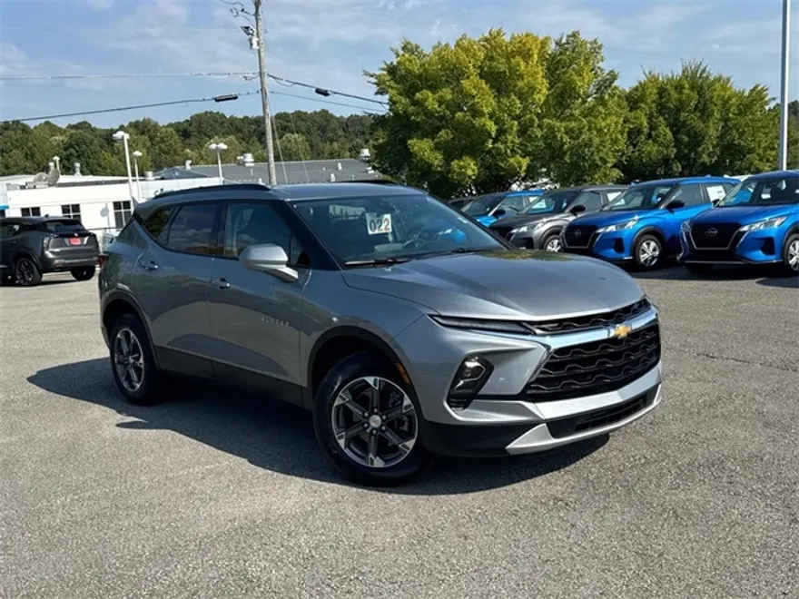 2025 Chevrolet Blazer 2LT photo 1