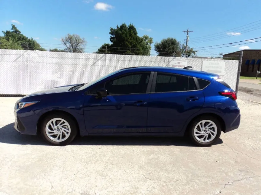 2024 Subaru Impreza Base photo 1