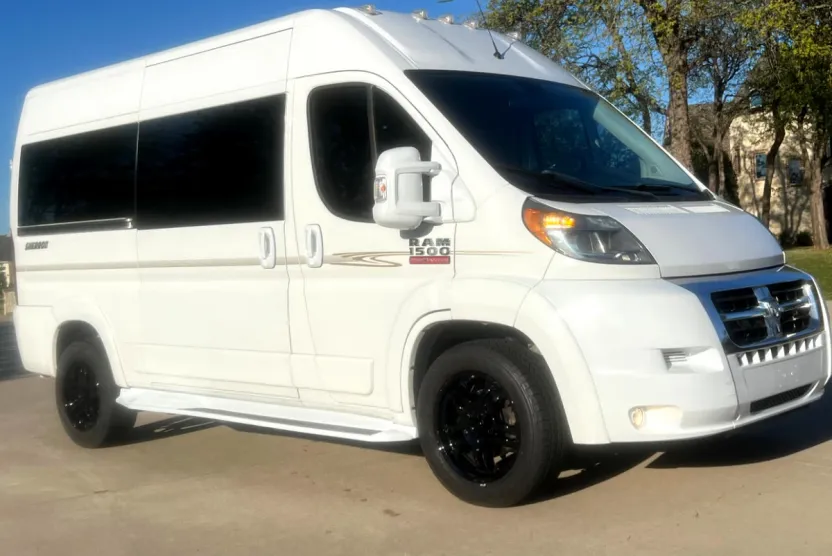 2016 Ram ProMaster 1500 High Roof Tradesman photo 1