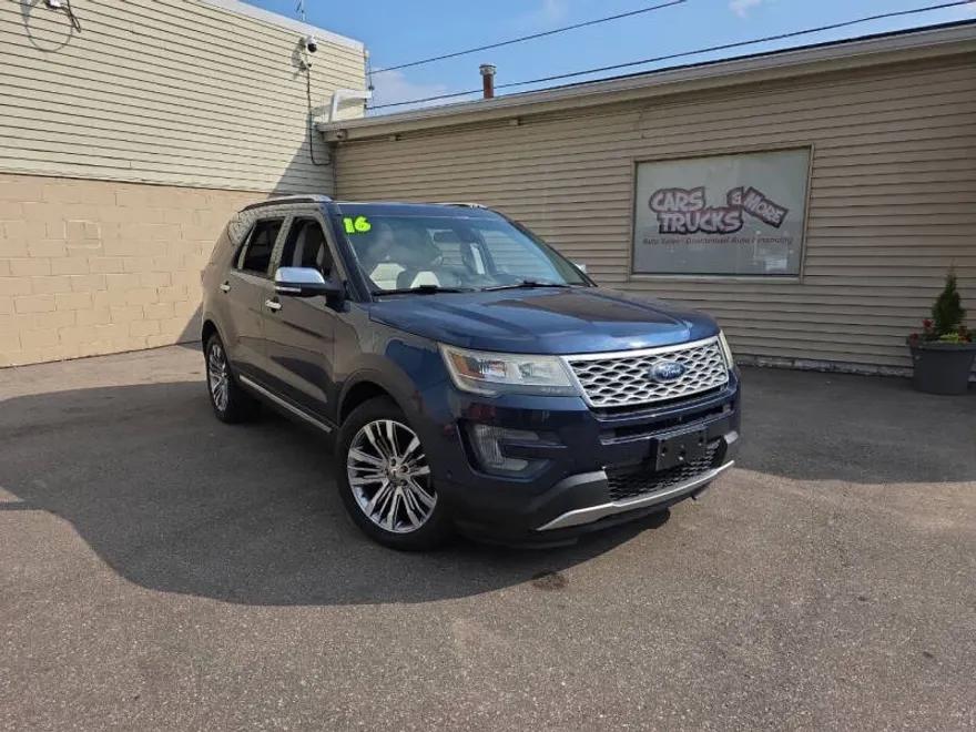 2016 Ford Explorer Platinum photo 1