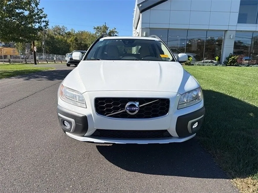 2016 Volvo XC70 T5 Premier photo 1