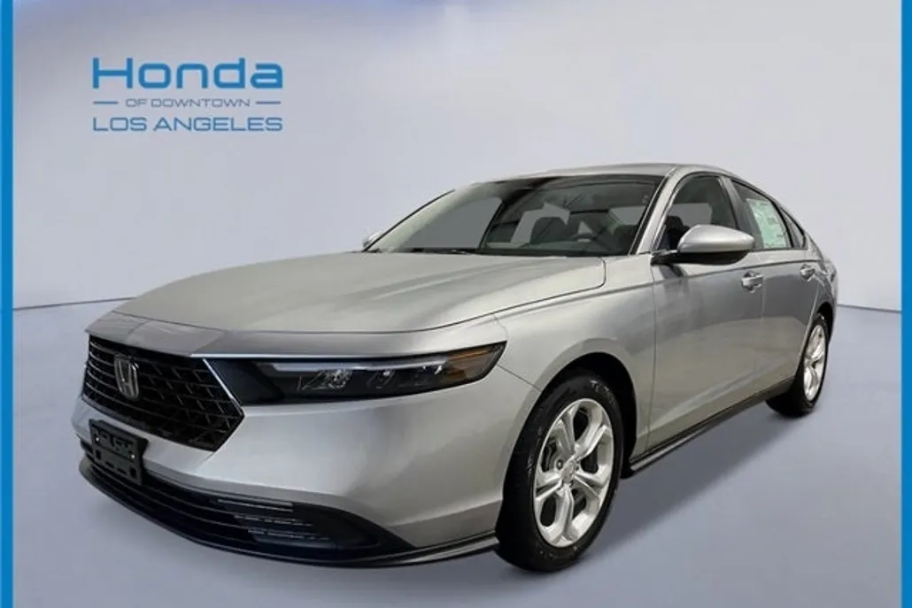 2025 Honda Accord LX photo 1
