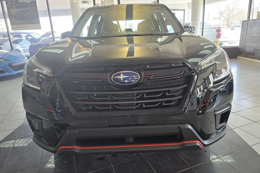 2022 Subaru Forester Sport photo 1