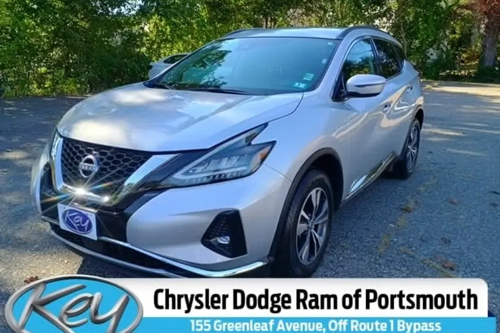 2023 Nissan Murano SV photo 1