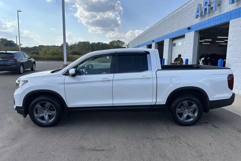 2021 Honda Ridgeline RTL photo 1