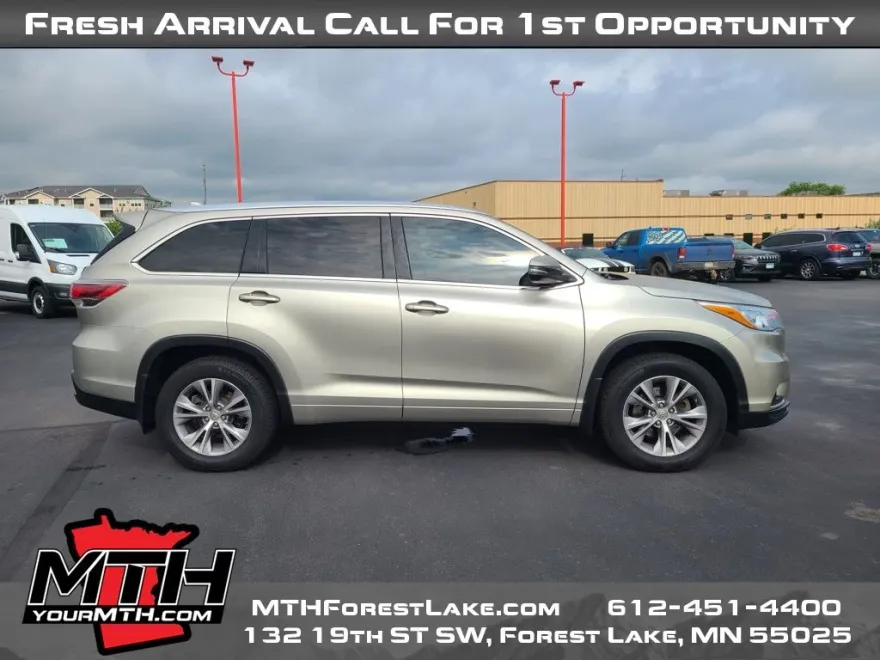 2015 Toyota Highlander Base Hybrid photo 1