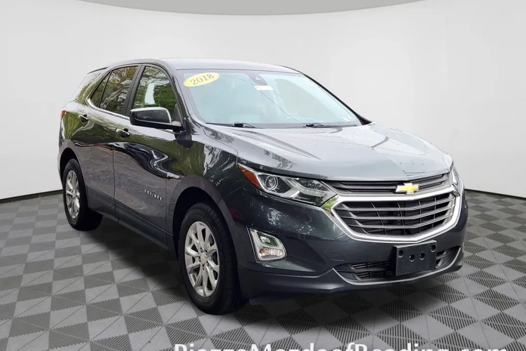 2021 Chevrolet Equinox LT photo 1