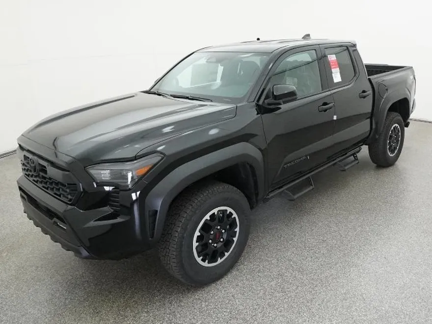 2025 Toyota Tacoma TRD Off-Road photo 1