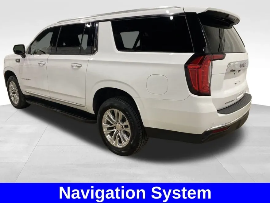 2023 Gmc Yukon XL SLT photo 1