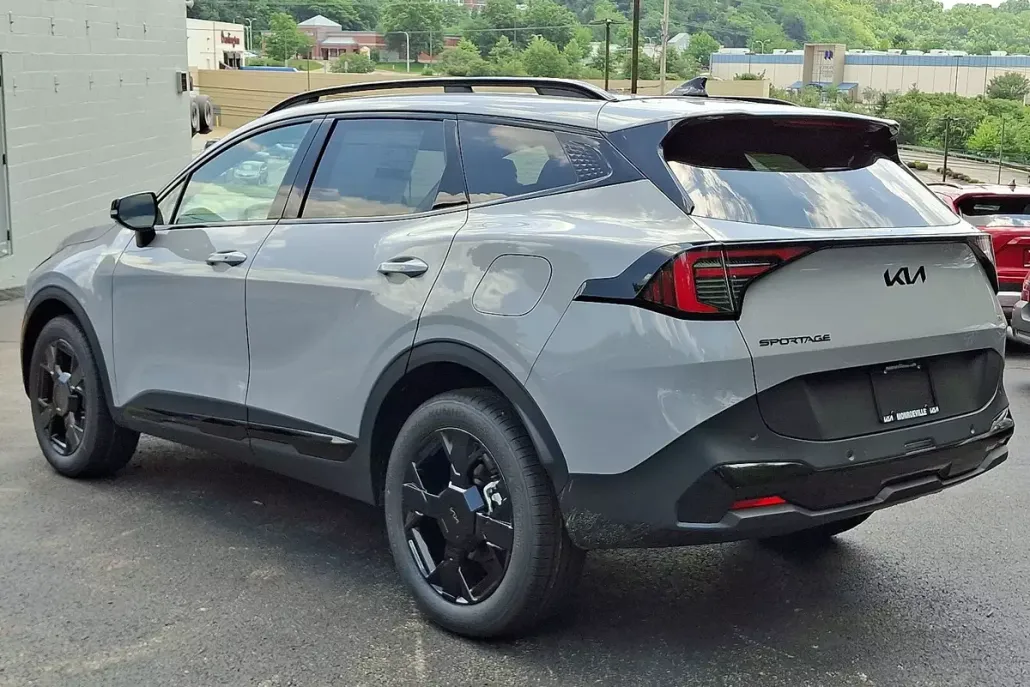 2026 Kia Sportage X-Line photo 1