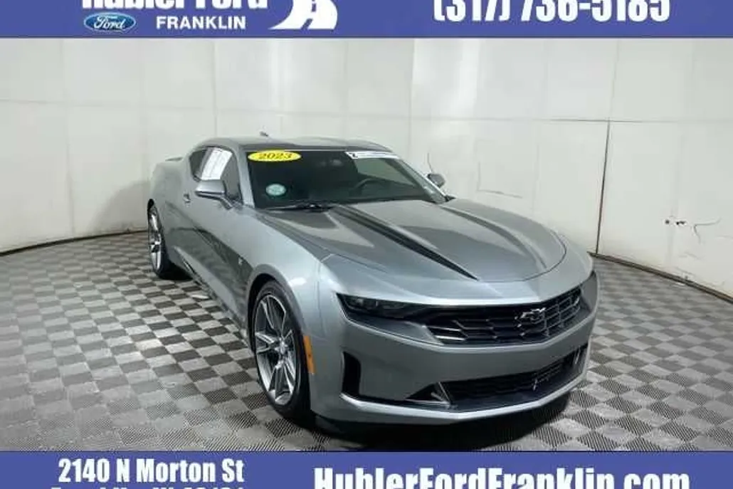 2023 Chevrolet Camaro 1LT photo 1