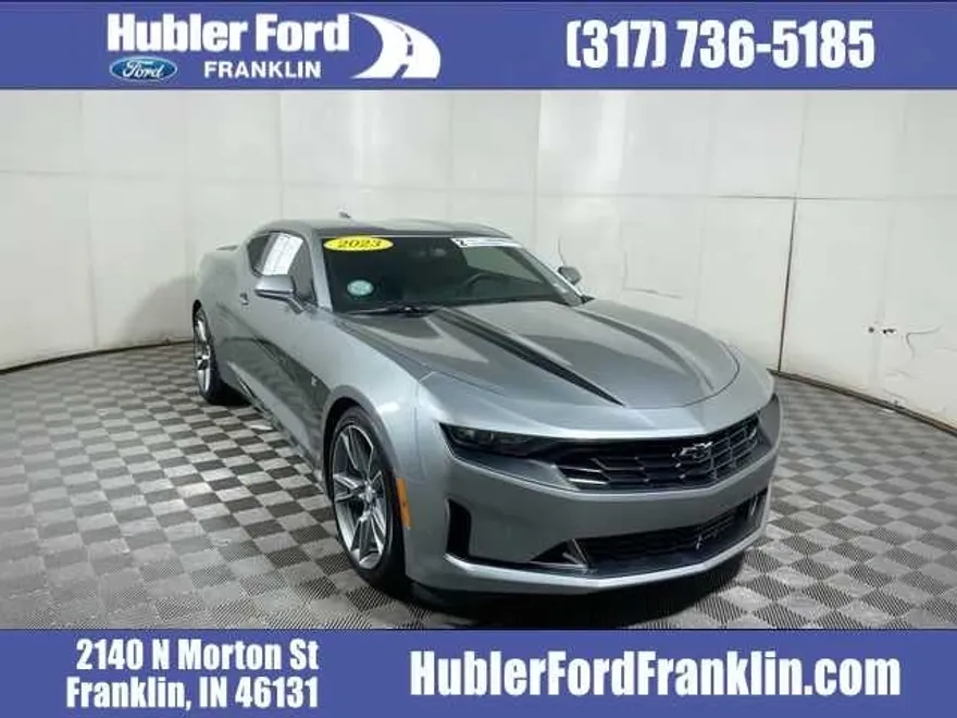 2023 Chevrolet Camaro 1LT photo 1